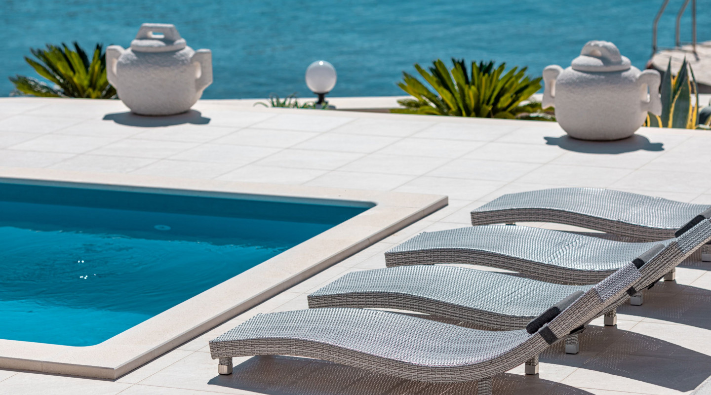 info 2 villa Azzurro DE